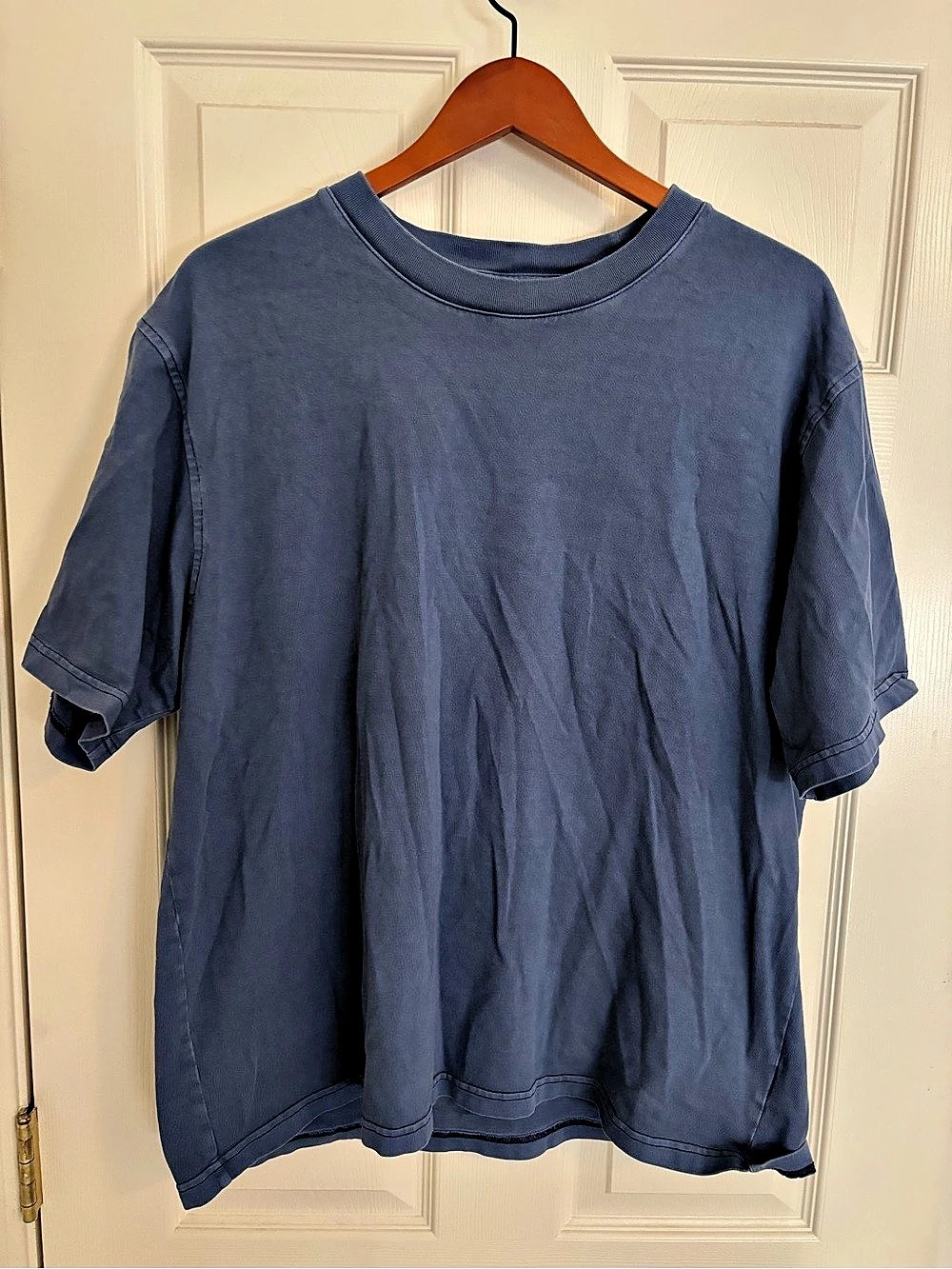 Old Navy Garment-Dyed Heavyweight Crew-Neck T-Shirt Men's Blue Tee